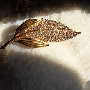 Sparkling Gold and Silver Leaf Brooch